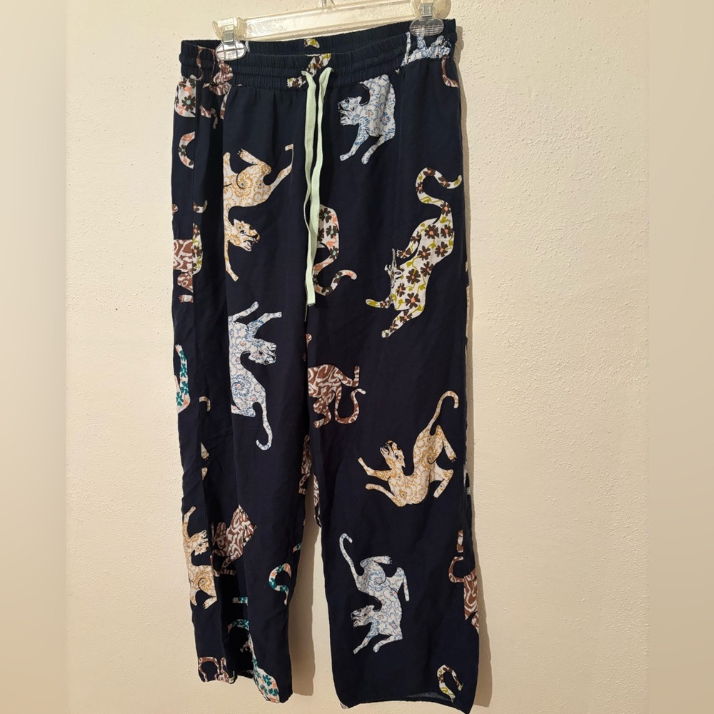 Anthropology Leopard Pajama Pants Medium Like New!